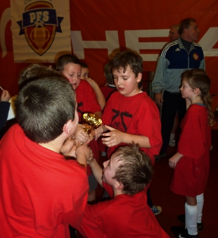 Fotbalový turnaj 1. a 2. tříd - semifinále únor 2012