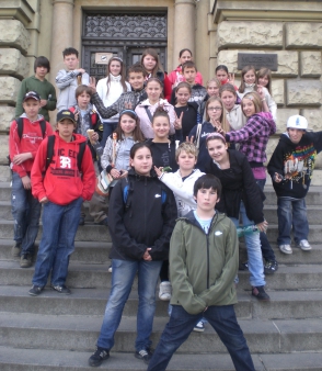 Oděv našich předků - Muzeum Hl. města Prahy 6.A