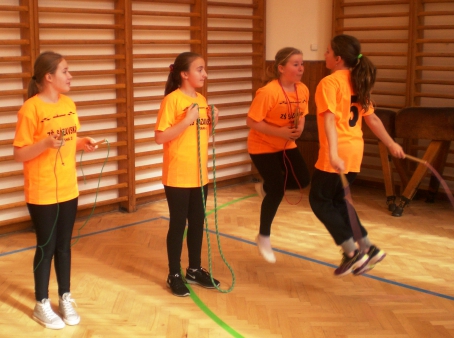 Velikonoční vajíčko - Rope skipping